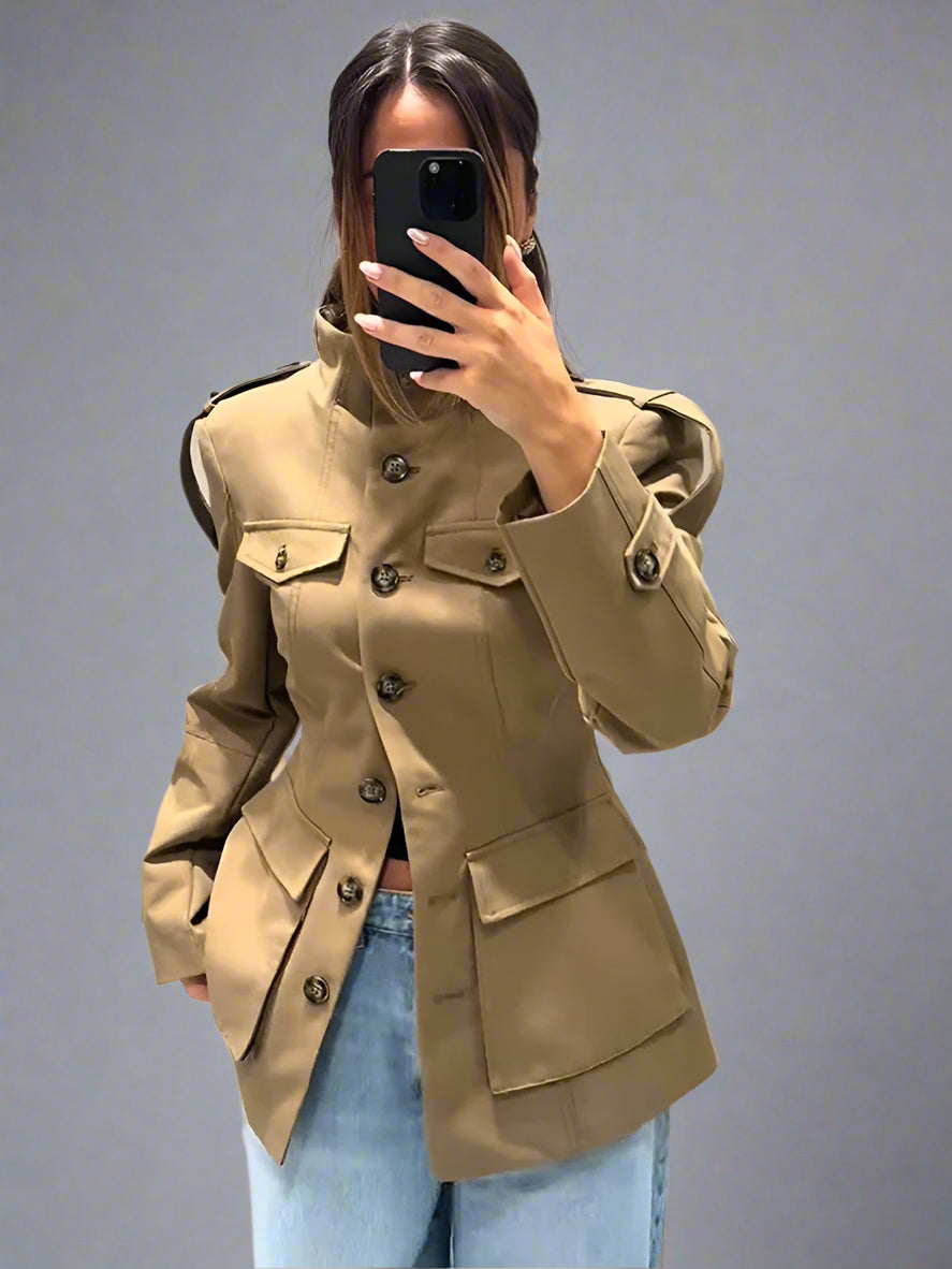 מעילי צווארון איליס