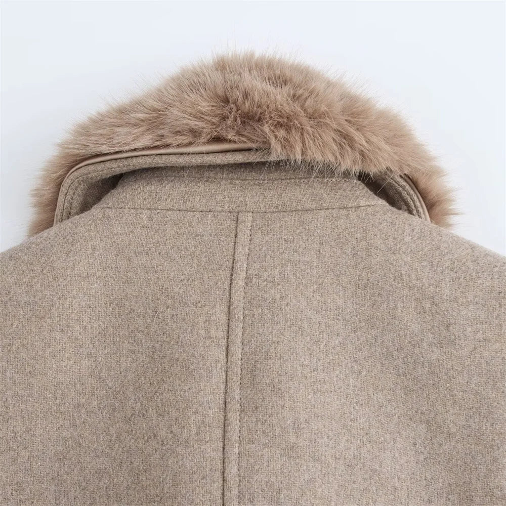 מעיל צמר סתיו