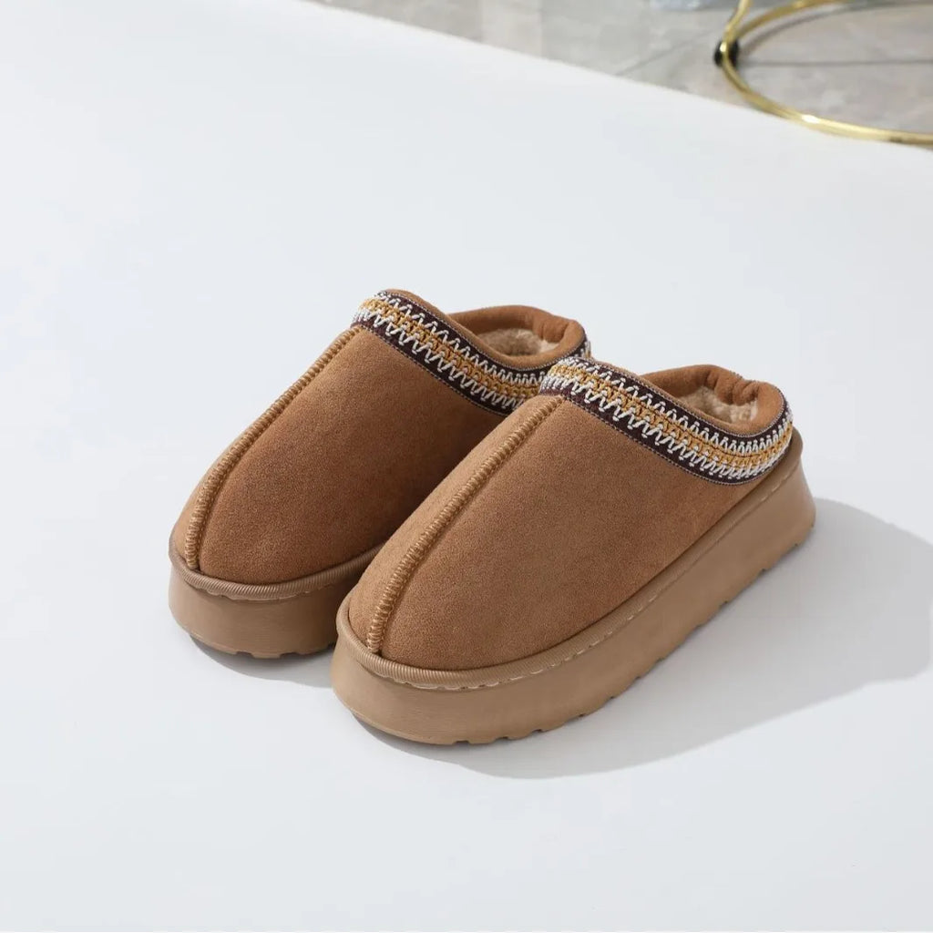 נעלי לוריאן